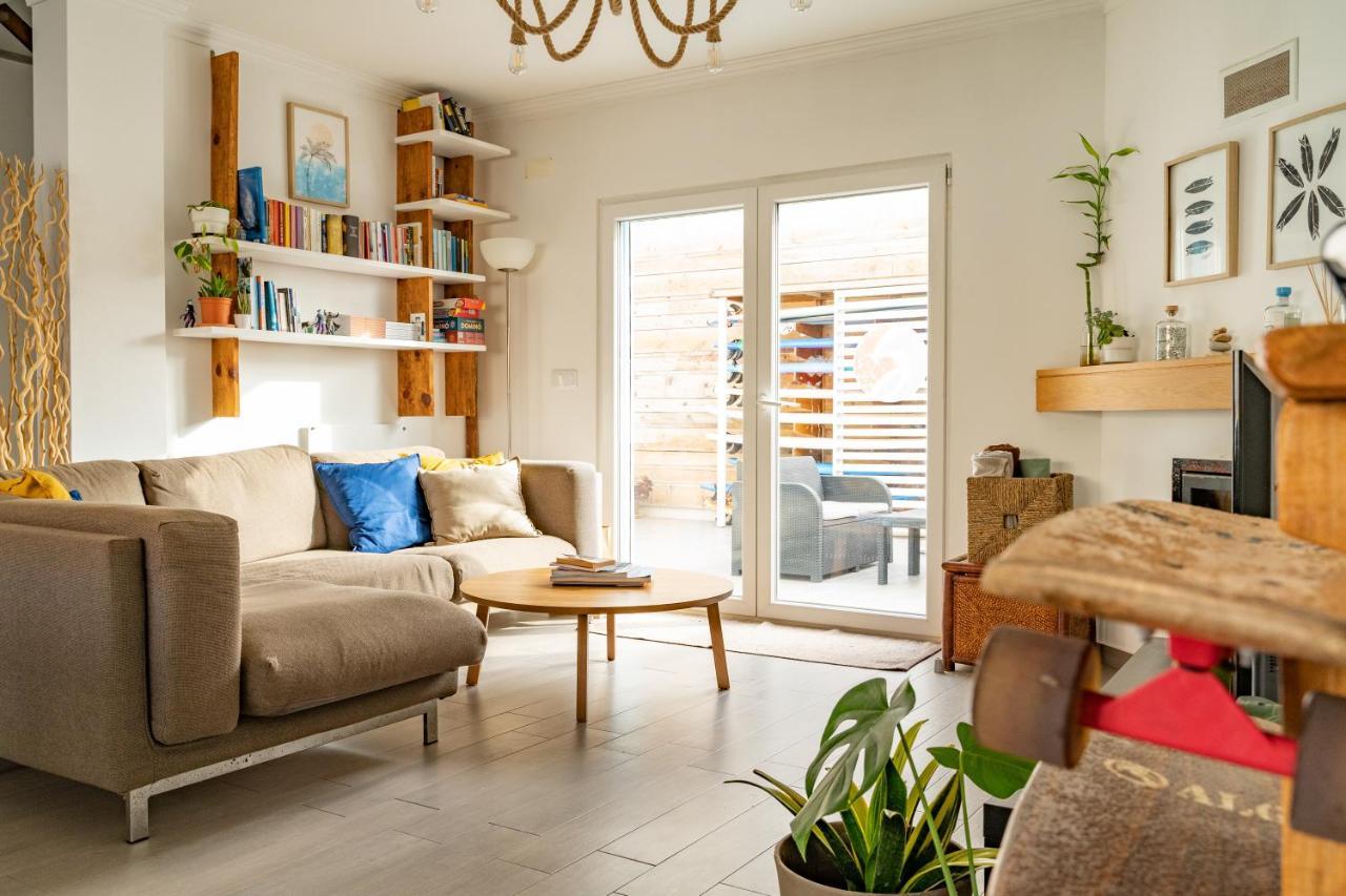 Surfness Lodge Baleal Bagian luar foto