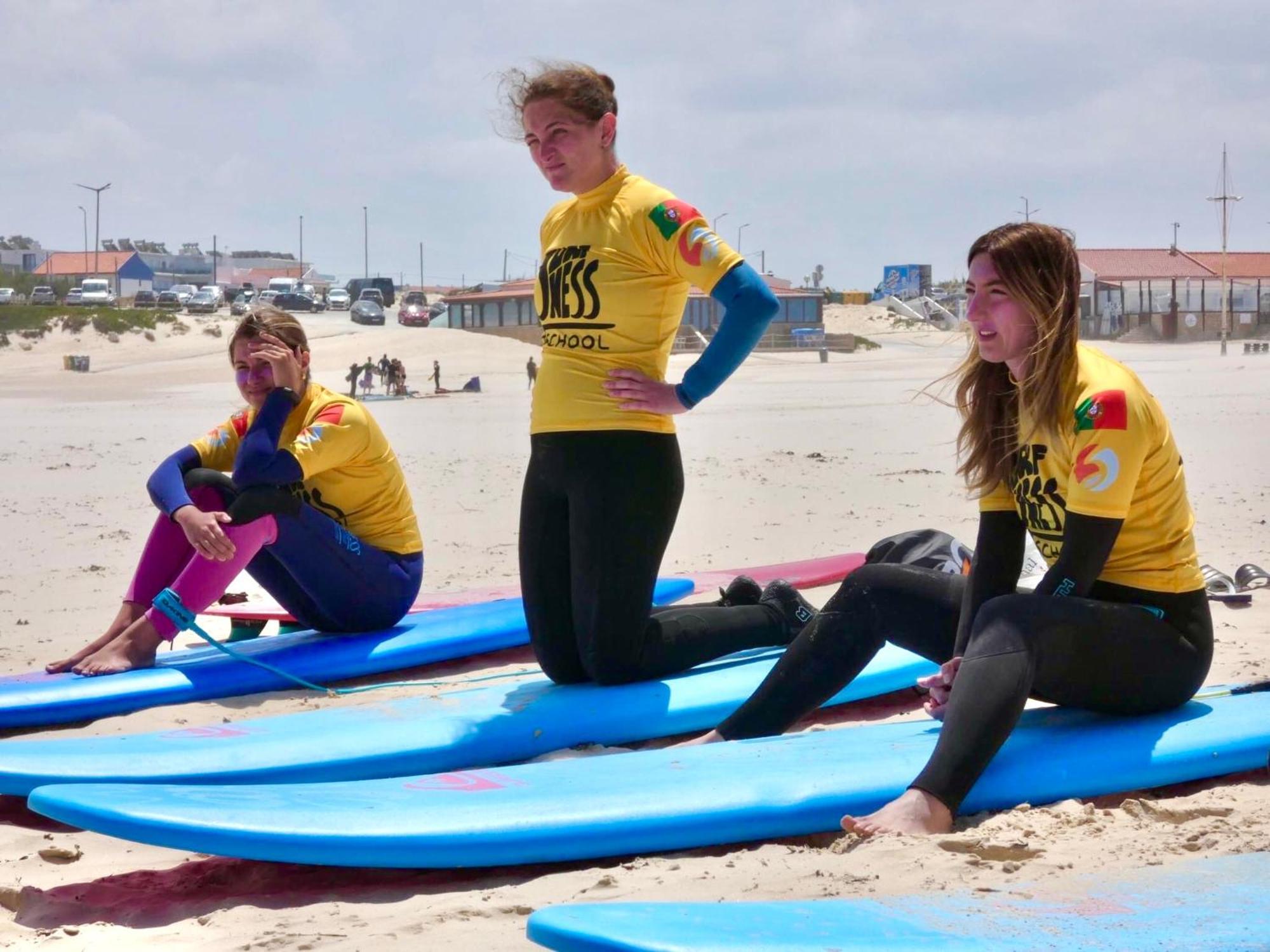 Surfness Lodge Baleal Bagian luar foto