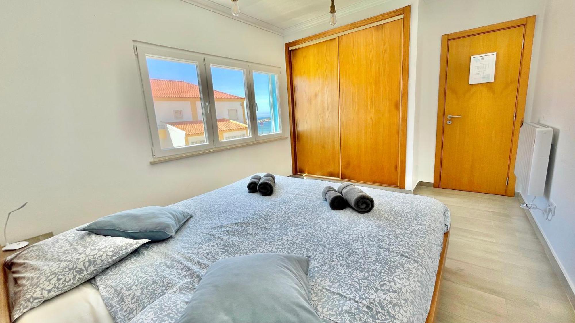 Surfness Lodge Baleal Bagian luar foto