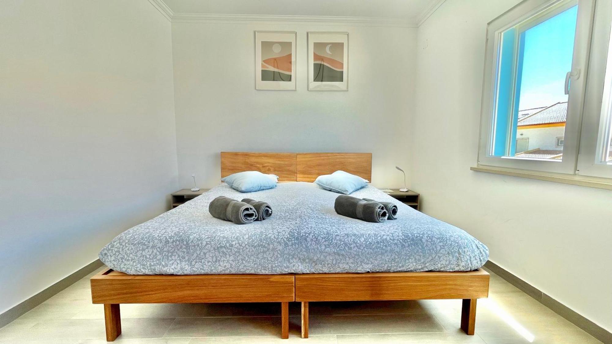 Surfness Lodge Baleal Bagian luar foto