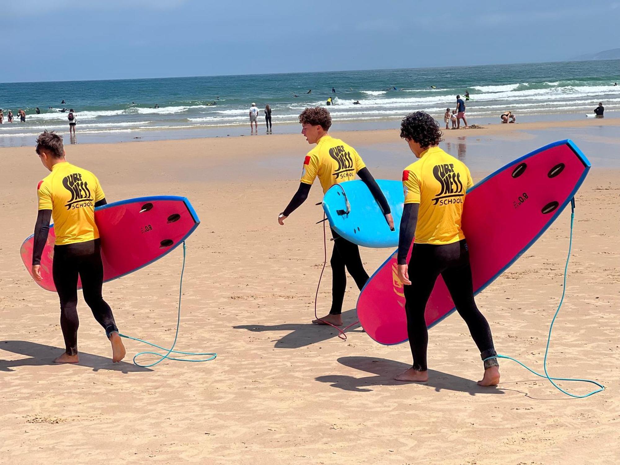 Surfness Lodge Baleal Bagian luar foto