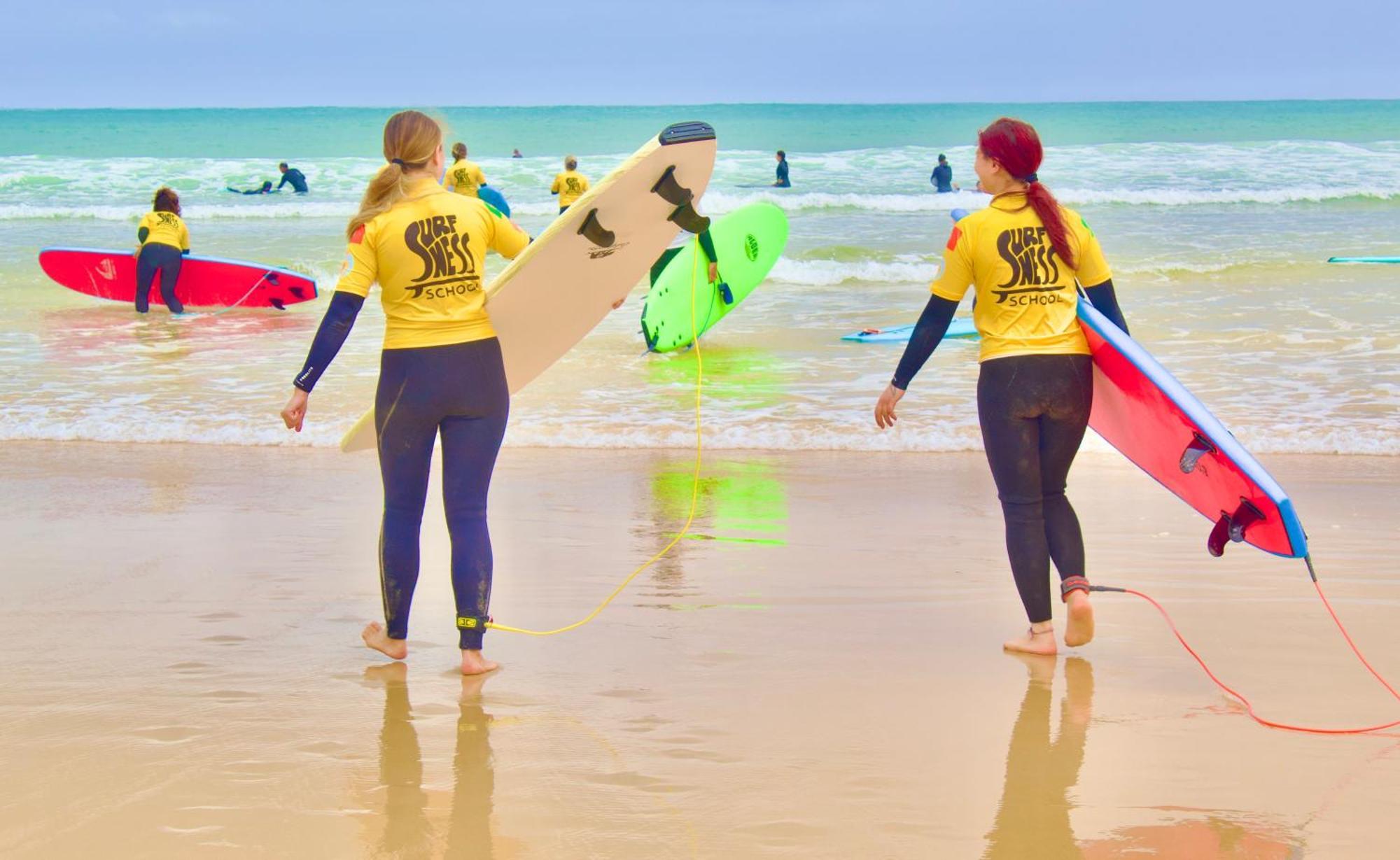 Surfness Lodge Baleal Bagian luar foto